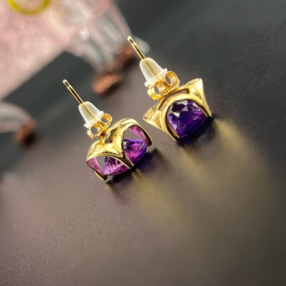 14K Gold Two Carat Oval Cut Amethyst Stud Earrings - Picture 3 of 7